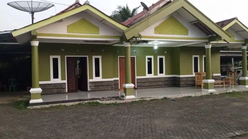 Rumah Permanen Lt. 315 m, Siap Huni, Dekat Pintu Tol, Darangdan, Pwk.