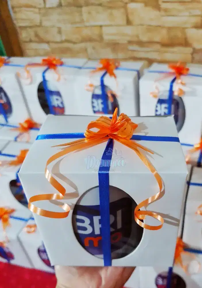 Souvenir Mug Custom Kemas Box Pita