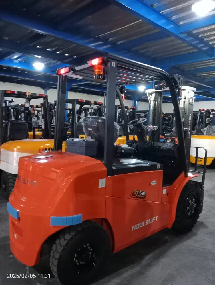 Forklift 3 ton harga murah jenis Diesel model Japanmerk Dalton Denko