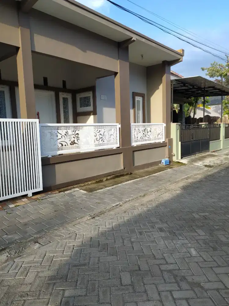 DI JUAL RUMAH BARU MINIMALIS MODERN DI PERUMAHAN SOBO INDAH PERMAI BWI