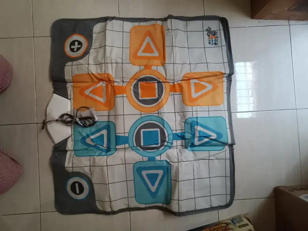 Family Dance Trainer mat for Nintendo Wii