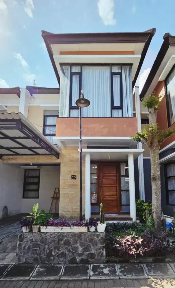 Disewakan rumah siap huni di lingkungan nyaman dan asri