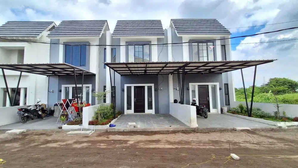 Rumah Murah Lantai 2 Lokasi Suci Manyar Gresik Perum Grand Choiriyah 3