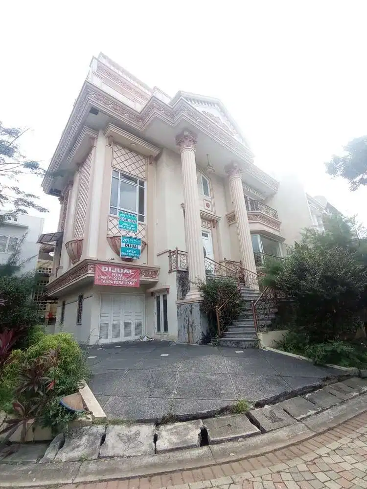 Dijual Cepat Rumah Mewah sangat Murah di Pantai Indah Kapuk