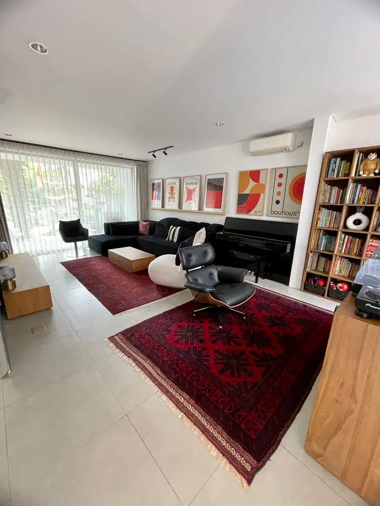 DIJUAL RUMAH ESTETIK DI CLUSTER PREMIUM- JAKARTA SELATAN