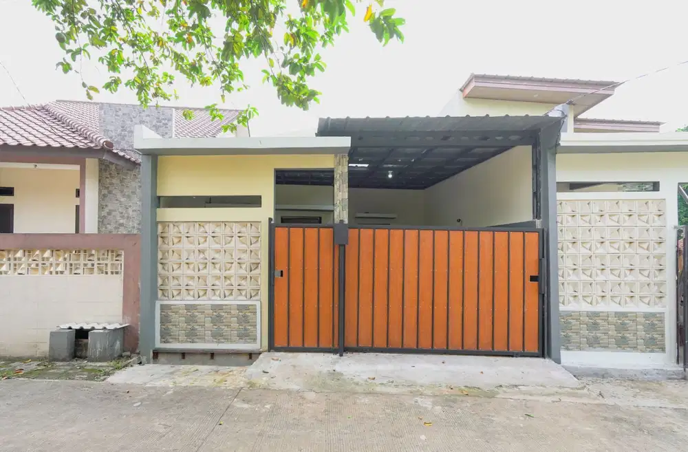 Rumah 16 Menit ke Trans Studio Mall Cibubur Hadap Selatan J-34322