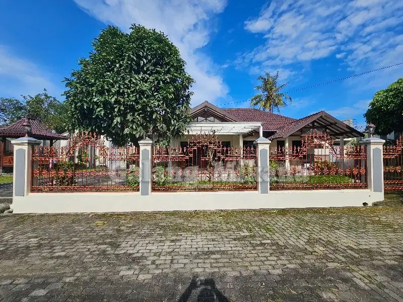 Rumah luas dengan view dan lokasi strategis di mertoyudan magelang