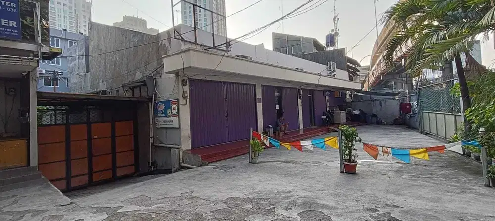 Dijual Cepat Rumah Tua Hitung Tanah Di Kebayoran Baru Jakarta Selatan