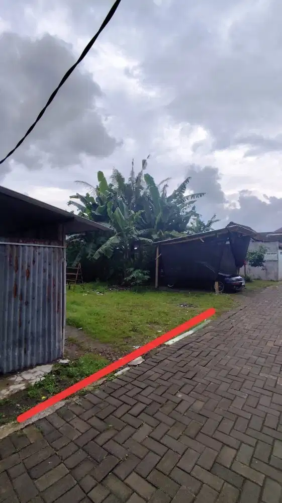 Kost murah, BU, harga tanah saja di Jl Magelang dkt UGM, RS SARDJITO