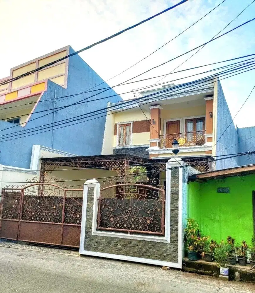 Dijual Cepat Rumah Mewah Rooftop Pinggir Jalan Utama Condet JAKTIM