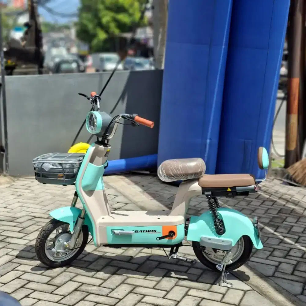 Sepeda listrik Aghatos AE 330 gr