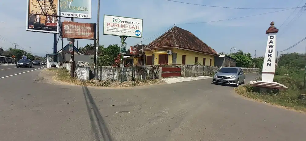 Rumah Kuno  Di Dawukan Berbah Yogyakarta