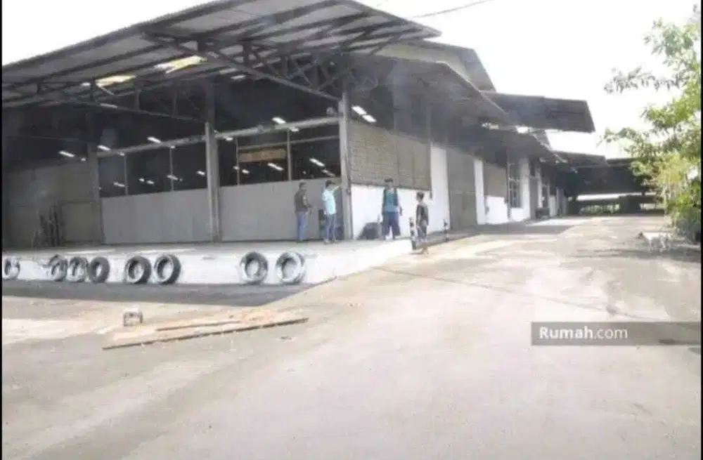 Jual Gudang Depan Pintu Tol Ciperna Hitung Harga Tanah Saja