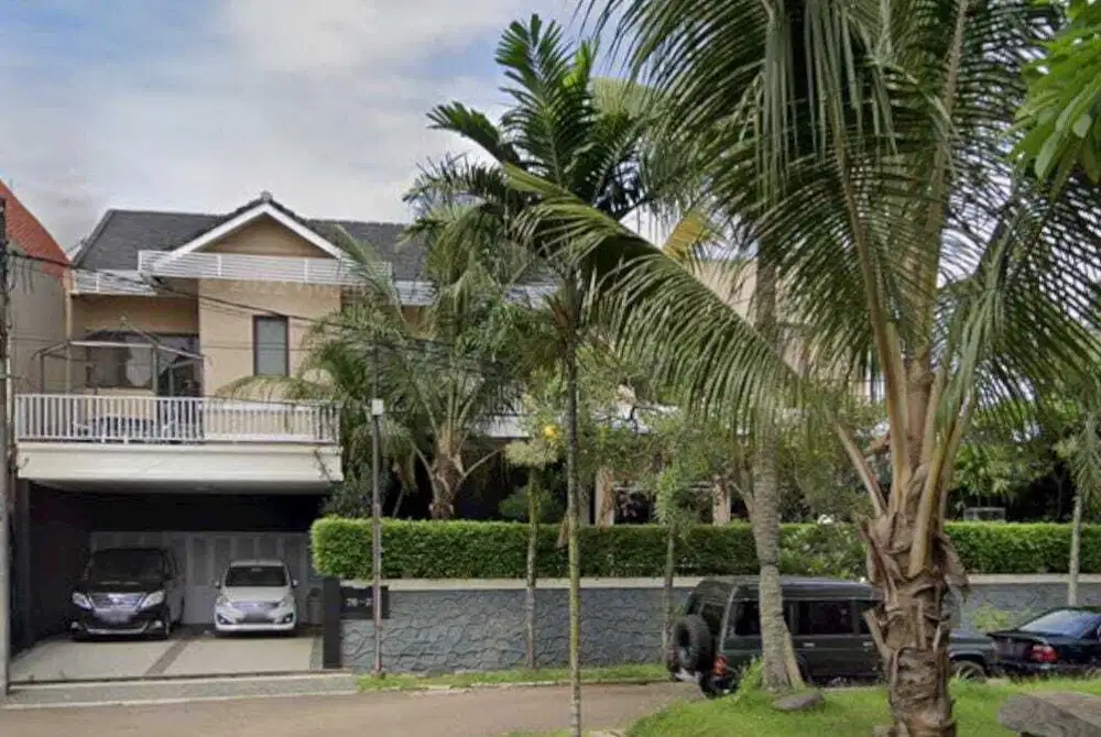 DIJUAL RUMAH BESAR NYAMAN & ASRI DI DALAM PERUMAHAN PD. RANJI TANGSEL