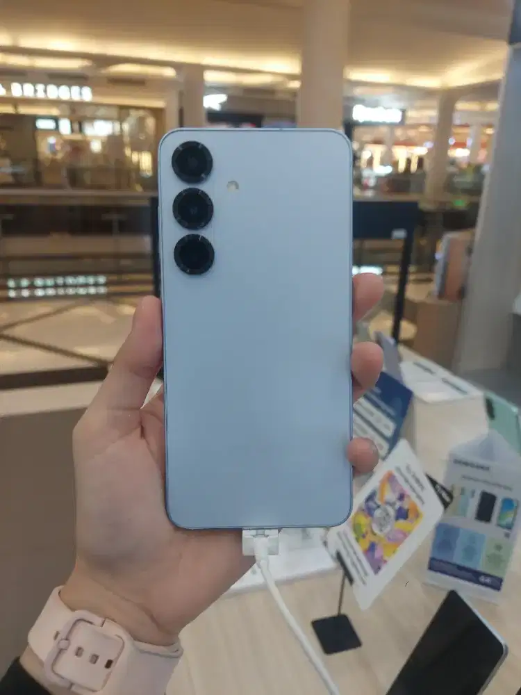 Samsung S25 12/256 GB Kredit 0%