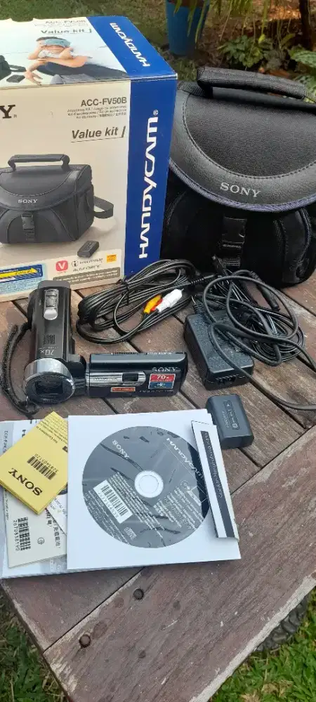 Handycam Sony DCR-PJ6E