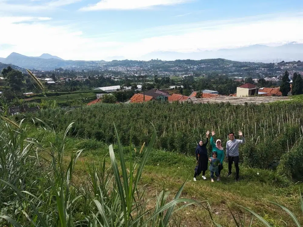 JUAL CEPAT RUMAH VILLA LEMBANG BANDUNG VIEW INDAH DKT WISATA. MURAH