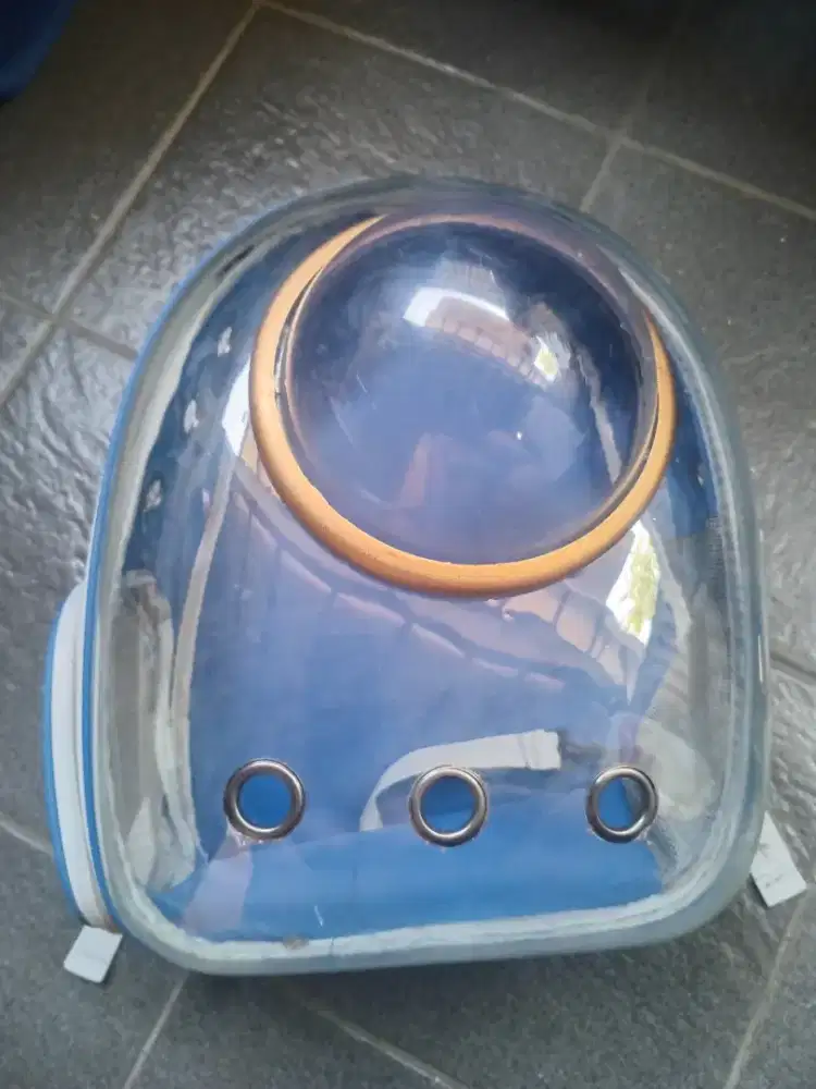 Tas ransel astronot kucing biru