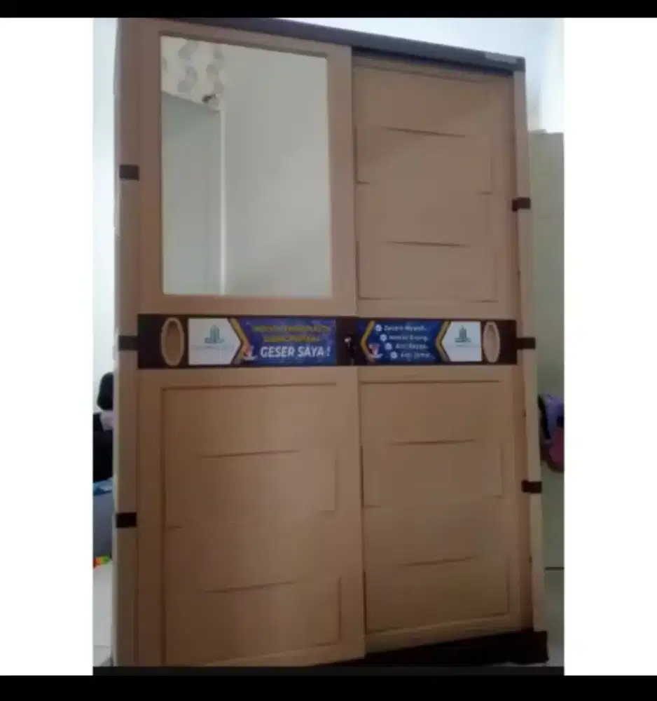 Jual preloved lemari olympic