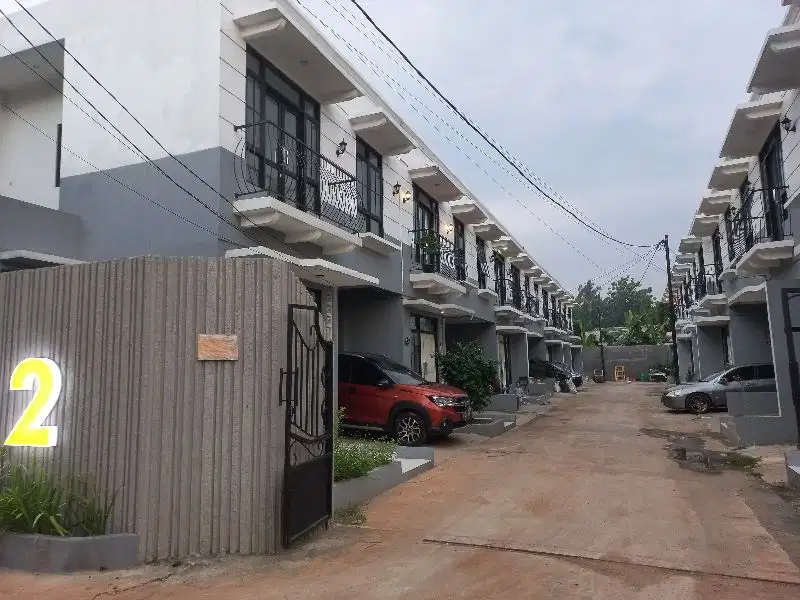 SUDAH BANYAK YG HUNI  RUMAH CUKUP 3JUTA LANGSUNG AKAD DI CIBUBUR
