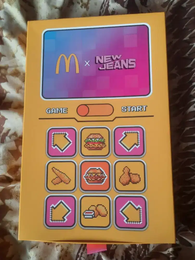 album new jeans x mcd, segel,baru