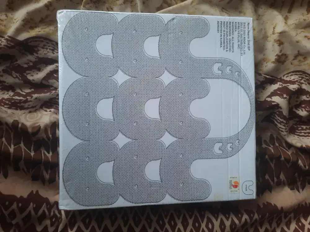 album new jeans,segel,baru