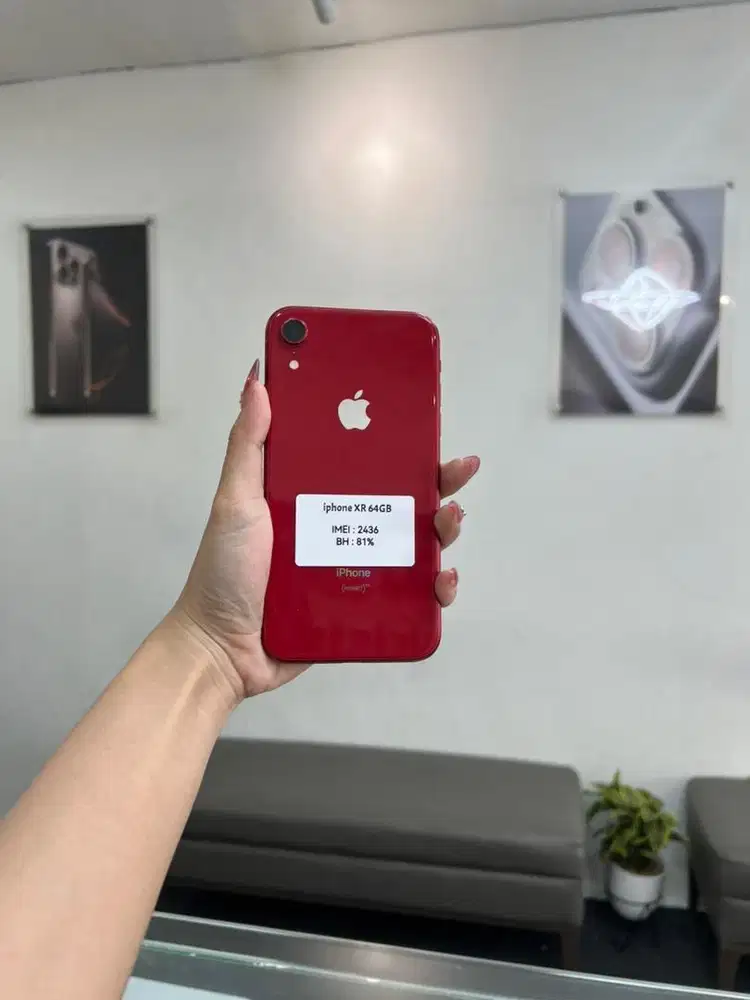 Iphone Xr 64GB fullset mulus nominus bergaransi terima tt cod