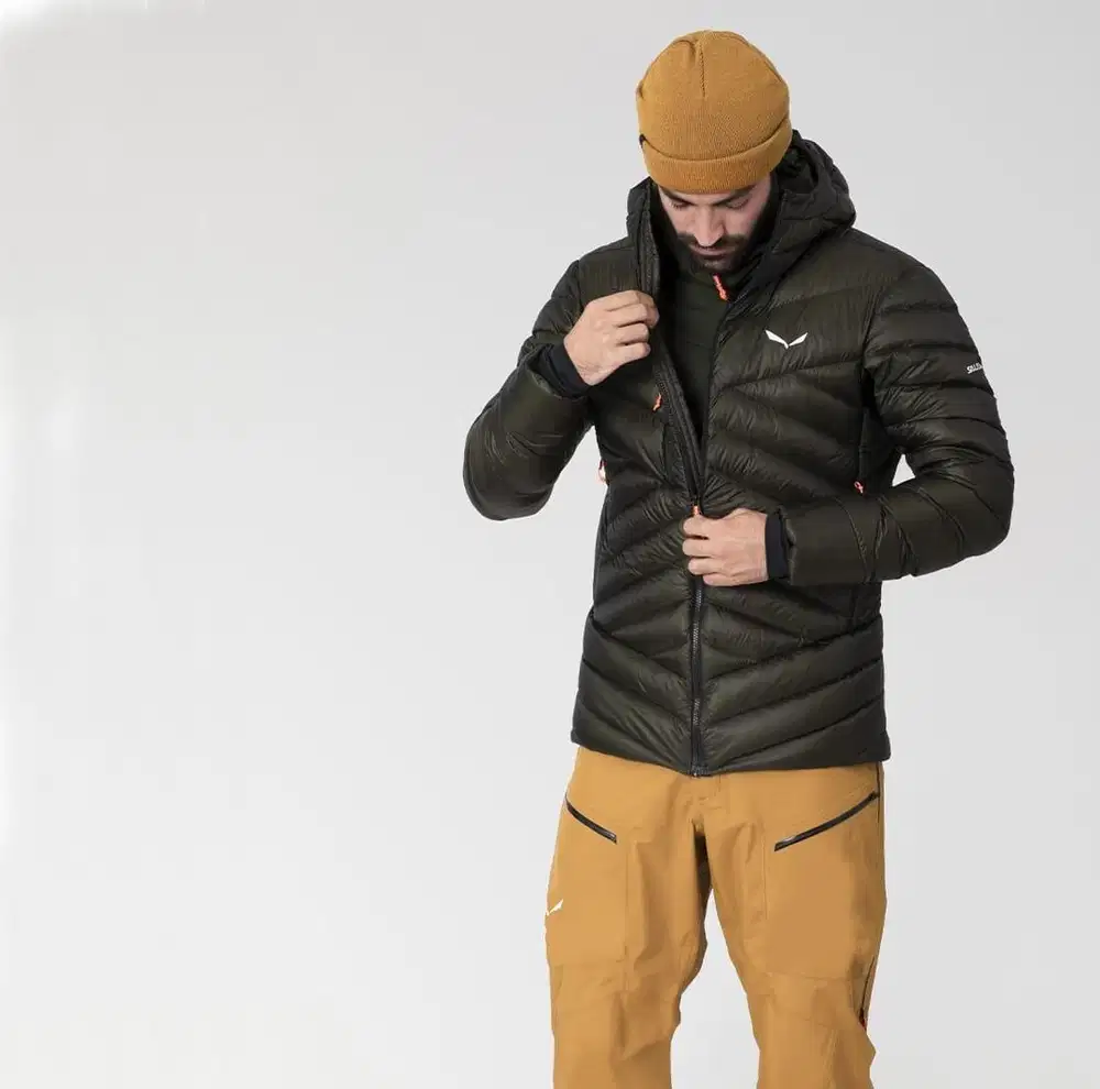 JAKET GUNUNG BULU ANGSA SALEWA UNISEX