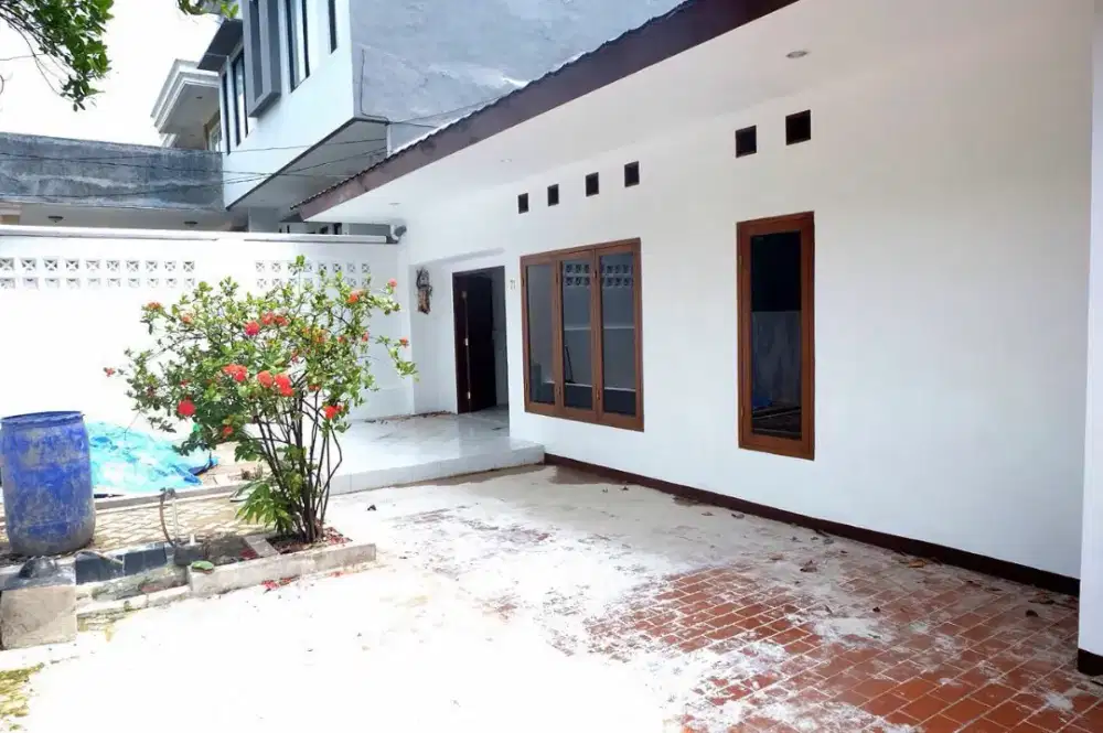 Di Kontrakan, lokasi strategis cocok buat kantor