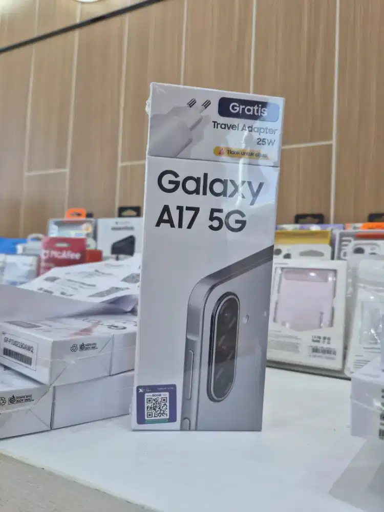 Samsung Galaxy A17 5G 8+8/256 free charger 25W