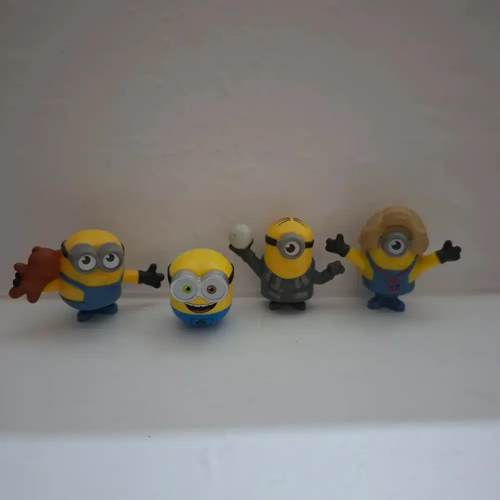 Mainan Minions Happy Meal McDonald's & Chacha (4 pcs)