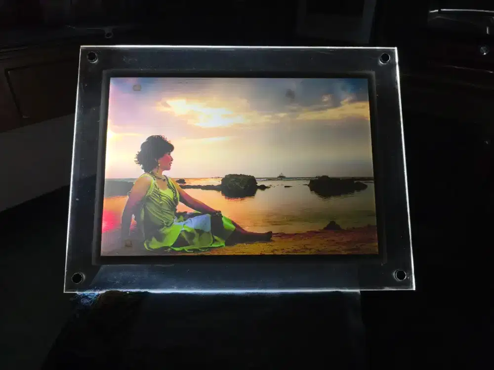 Lampu tidur antik bahan kaca aklirik