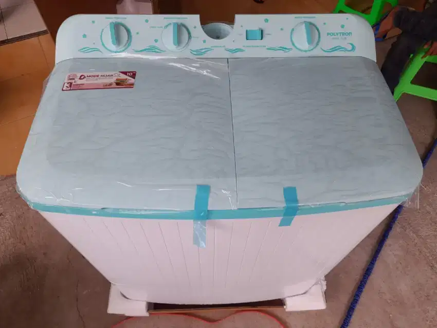 MESIN CUCI 2 TABUNG POLYTRON PWM 1076