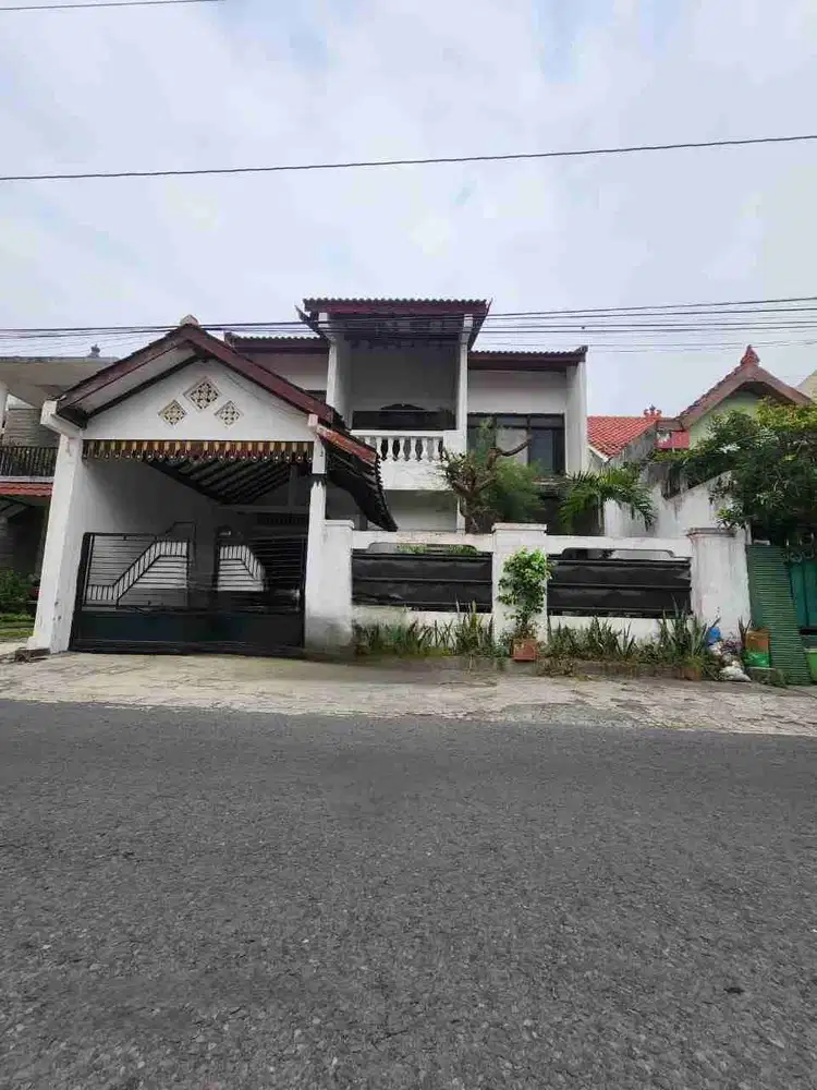 Dijual Rumah Strategis Dalam Ringroad Dekat Perbatasan Kota Jogja