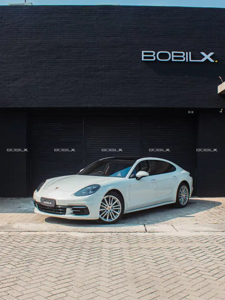 2018 Porsche Panamera 4S