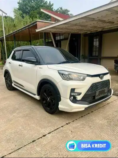 Toyota Raize (2021) 1.0 GR Sport Two Tone Bensin-AT