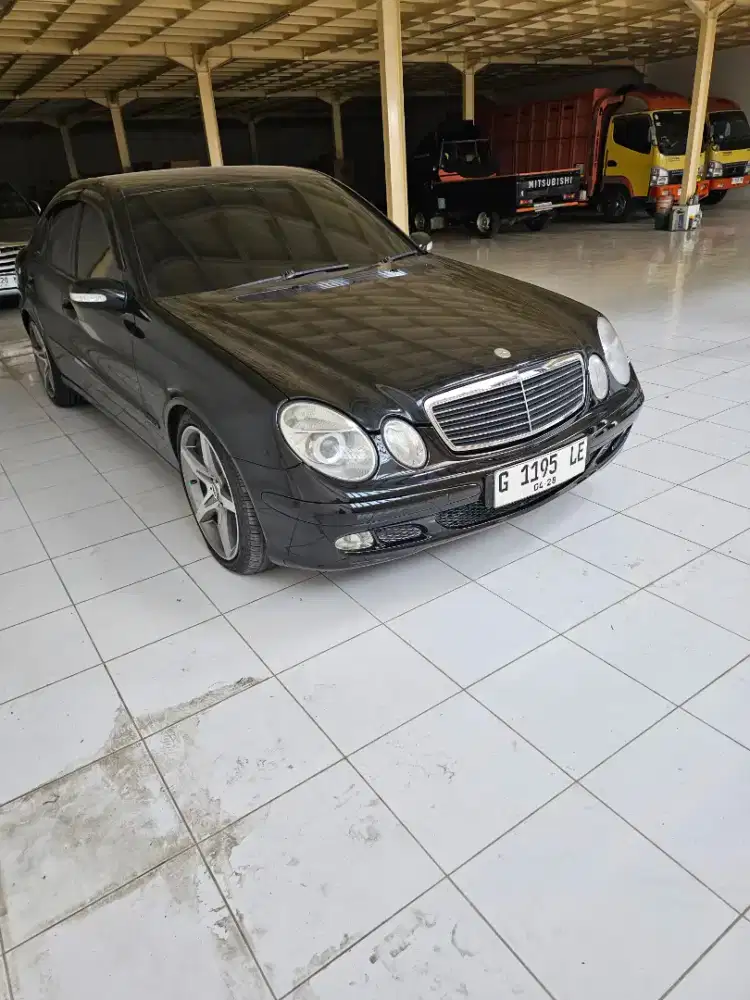 Mercy E200K 2003