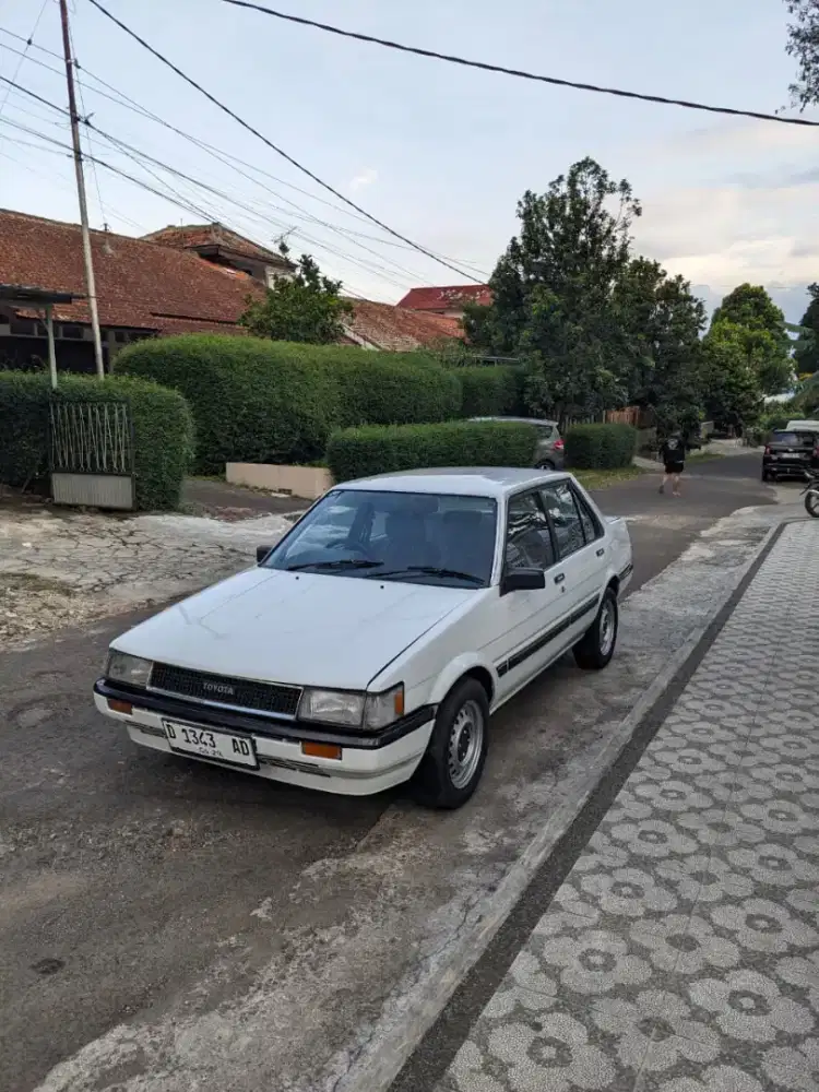 Corolla SE saloon 1987 Mulus Terawat