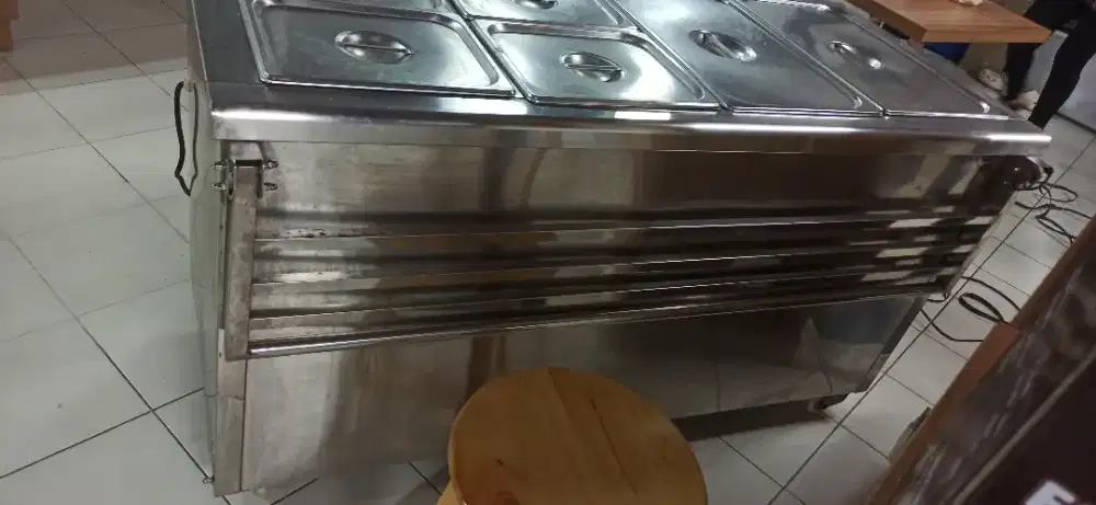 Etalase jualan stainless