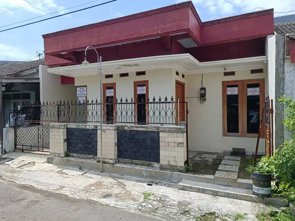 Aset BTN Solo. Rumah tinggal siap huni di Perum Bumi Graha Indah di Jaten Karanganyar