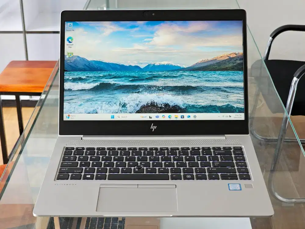 HP ELITEBOOK 840 G5 intel Core i5 Ram 16 GB Dual Graphic AMD Radeon RX