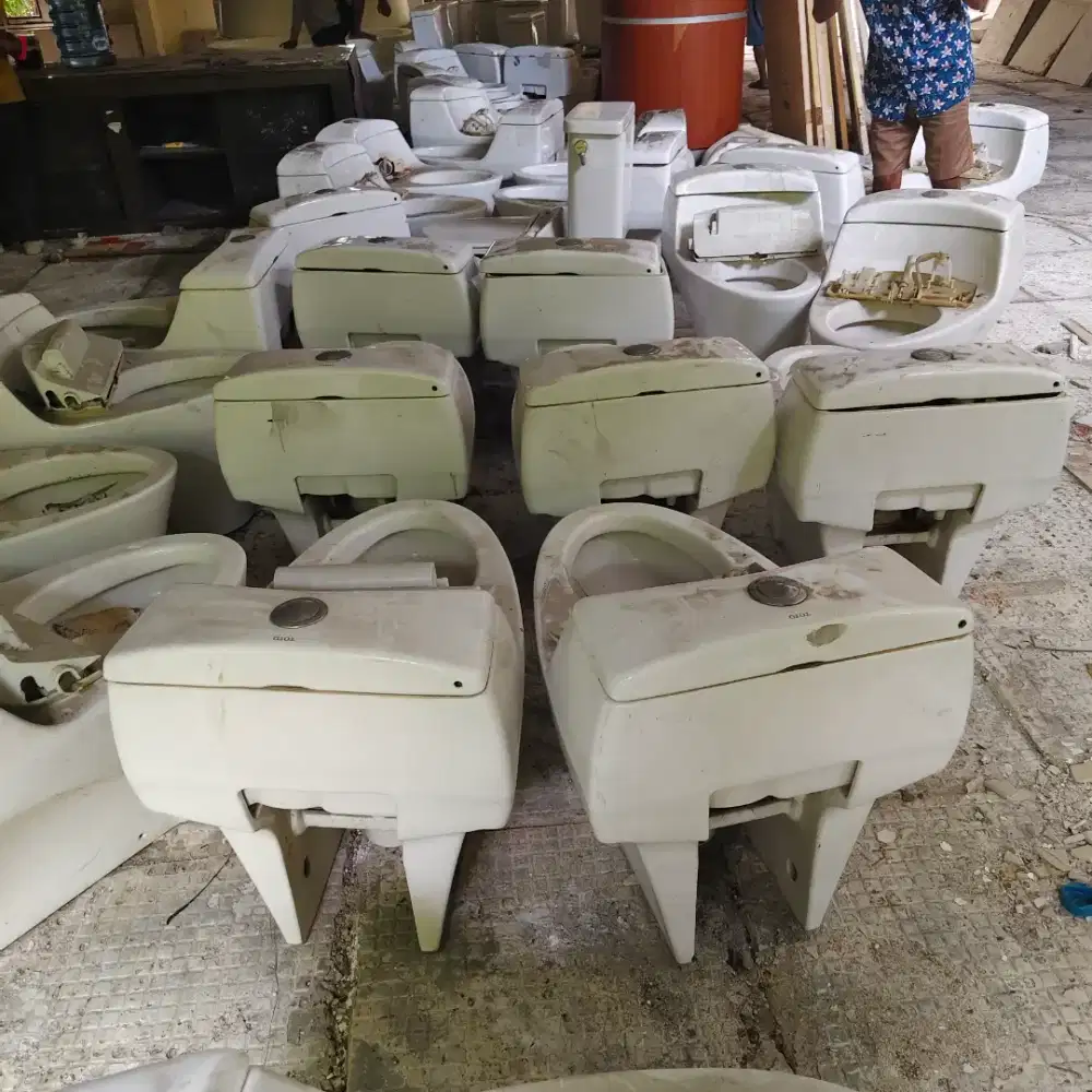 Terima keloset bekas hotel/perumah