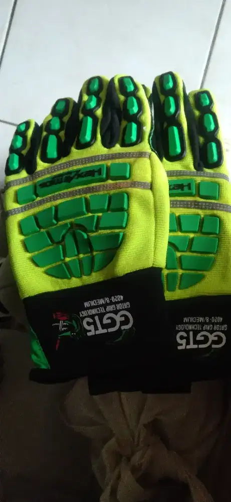 Sarung tangan original