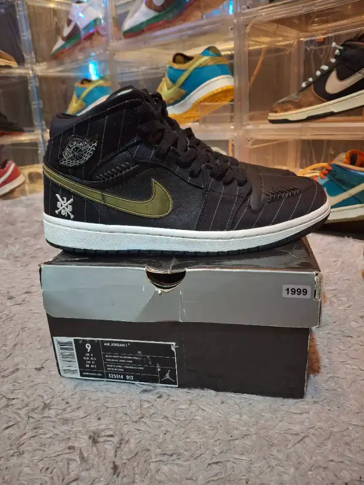 AIR JORDAN 1 RETRO BARONS AWAY 2008 VNDS SIZE 42.5 ORIGINAL