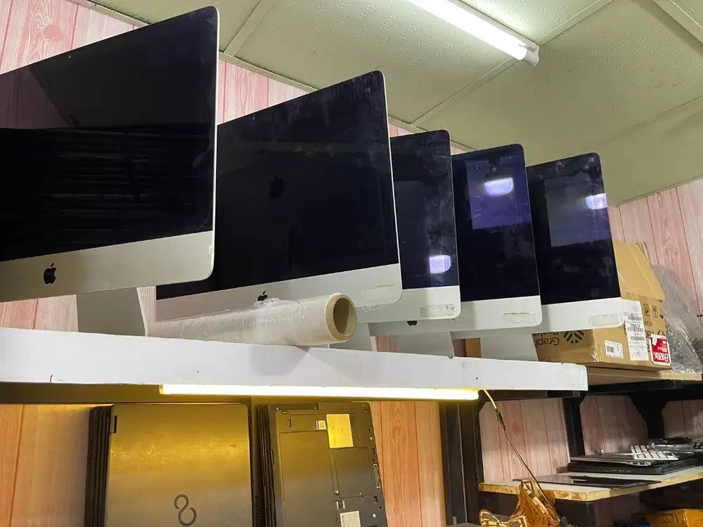 Apple IMAC SLIM 21inc thn 2015 Core i7 Ram 16 GB HDD 1TB murah AIO 4K