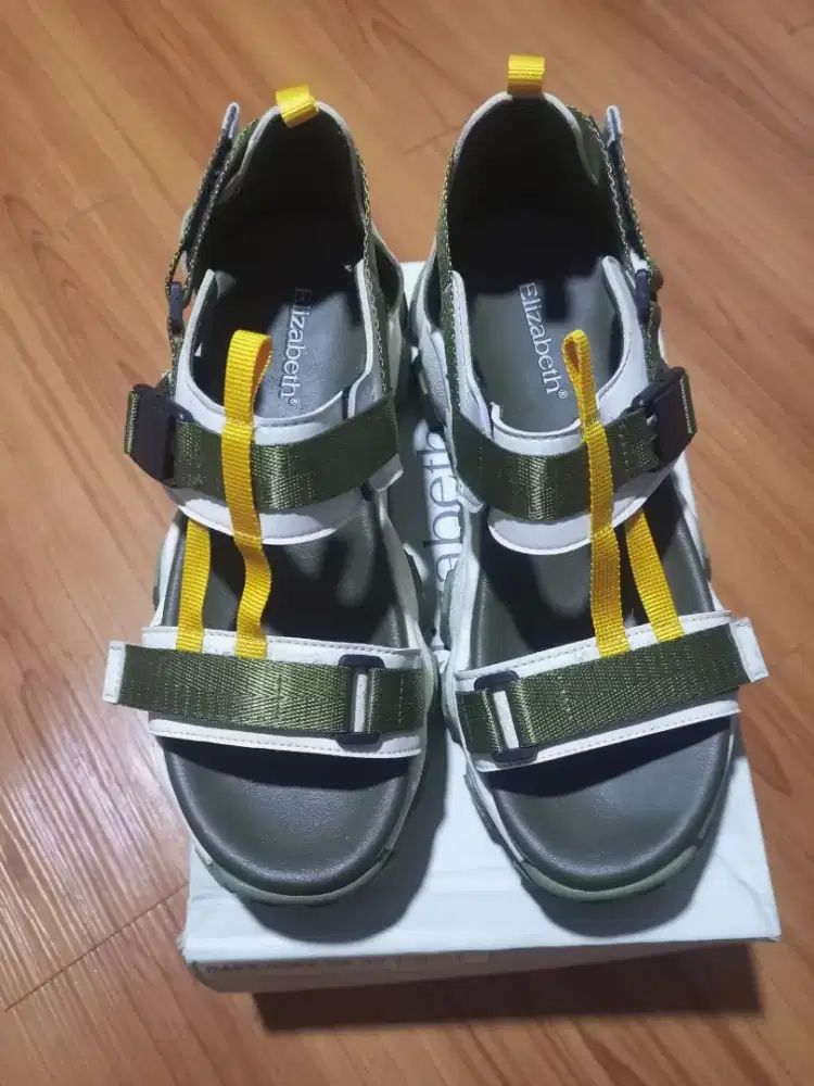 sepatu Elizabeth wanita warna hijau