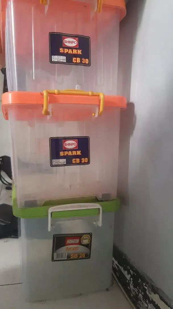 Jual Box container transparan Shinpo spark cb 30 masih mulus
