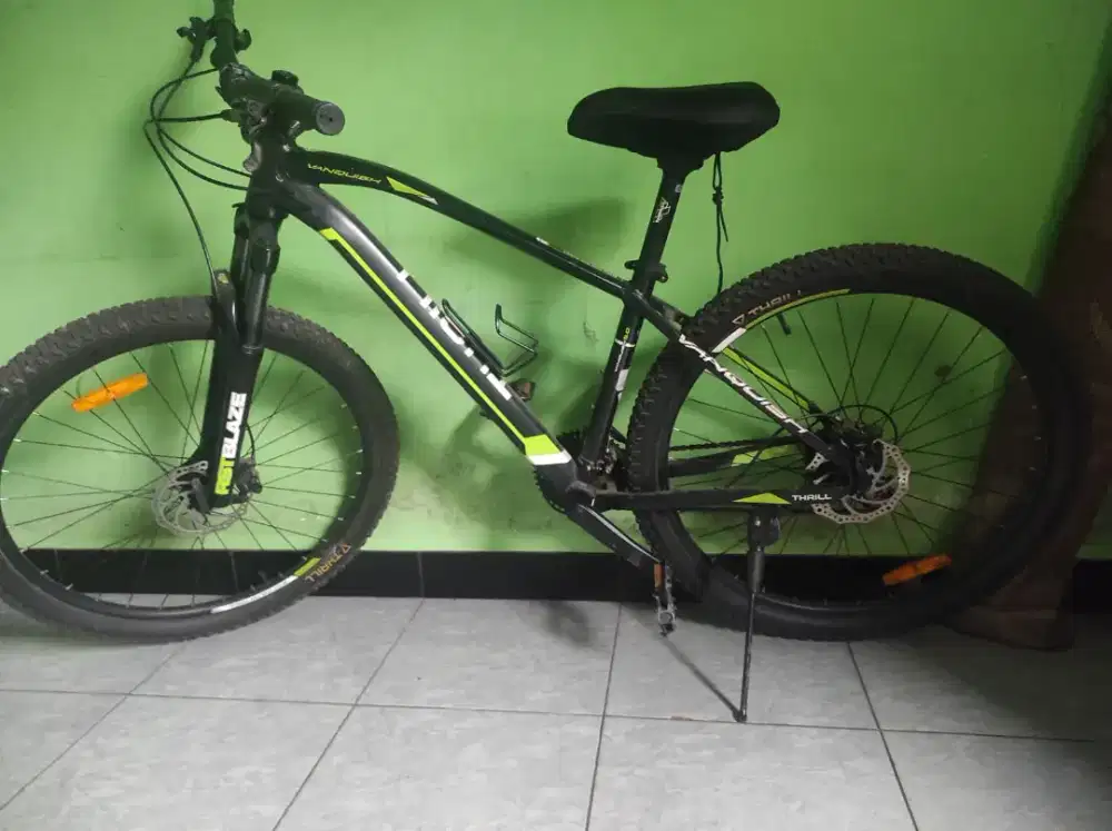 Sepeda MTB Thrill Vanquish 3.0