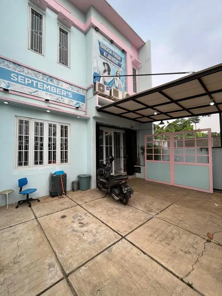 Dijual rumah semi gudang