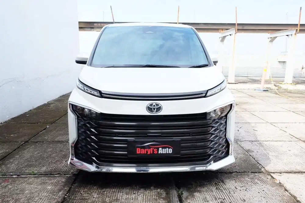 2022 Toyota Voxy 2.0 FACELIFT TSS tdp 8jt